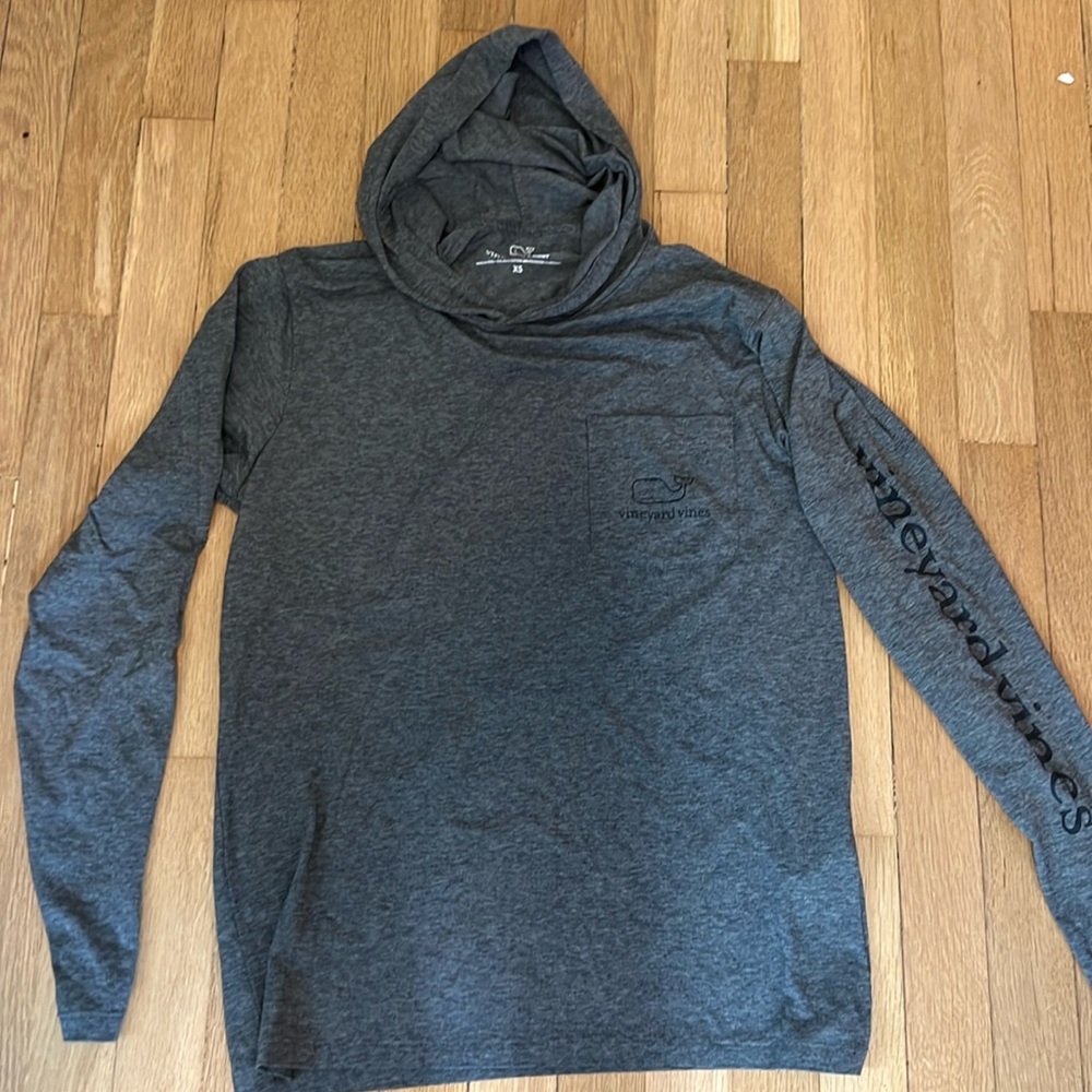 Vineyard Vines Edgar town tee, thin hoodie - women’s xs- dark grey
